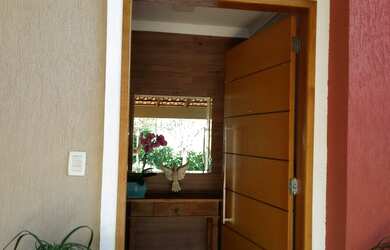 Imagem: A casa em condomínio possui 3 Dormitórios, 3 Banheiros, 2