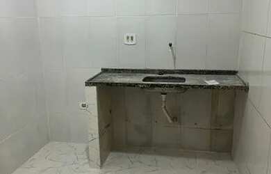 Imagem: A casa possui 2 Dormitórios, 1 Banheiro, 1 Vaga na garagem