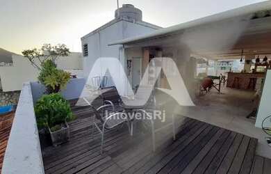 Imagem: O apartamento na cobertura possui 5 Dormitórios, 4 Banheiros