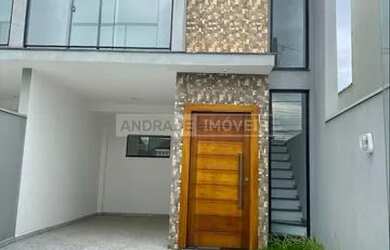 Imagem: A casa possui 3 Dormitórios, 2 Banheiros, 94m² de Área e