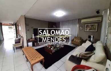 Imagem: A casa em condomínio possui 4 Dormitórios, 3 Banheiros, 5