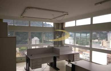 Imagem: O depósito possui 170m² de Área e está localizado em Centro