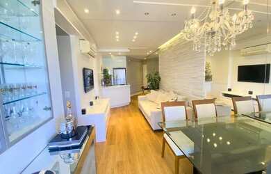 Imagem: O apartamento possui 3 Dormitórios, 2 Banheiros, 2 Vagas na