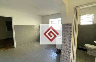 Imagem: A casa possui 1 Dormitório, 1 Banheiro, 35m² de Área e está