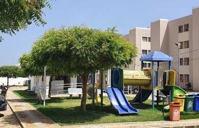 Imagem: O apartamento possui 2 Dormitórios, 1 Banheiro, 1 Vaga na garagem