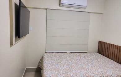 Imagem: A casa possui 2 Dormitórios, 2 Banheiros, 2 Vagas na garagem