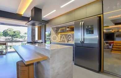 Imagem 4: CURITIBA - Apartamento Padrão - Água Verde