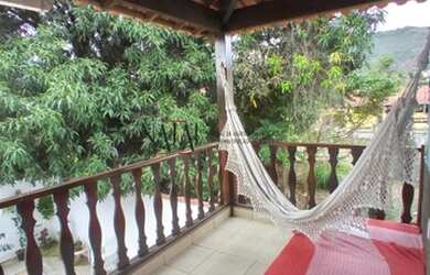 Imagem: O apartamento possui 5 Dormitórios, 3 Banheiros, 3 Vagas na