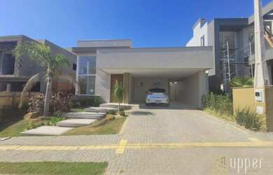 Imagem: A casa em condomínio possui 3 Dormitórios, 4 Banheiros, 4