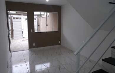 Imagem: A casa em condomínio possui 3 Dormitórios, 3 Banheiros, 1