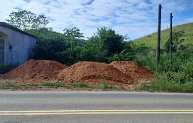 Imagem 2: Vendo terreno. 