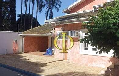 Imagem: A casa em condomínio possui 5 Dormitórios, 5 Banheiros, 4