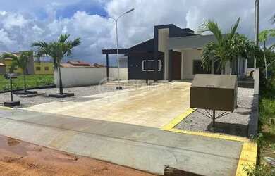 Imagem: A casa em condomínio possui 4 Dormitórios, 4 Banheiros, 2