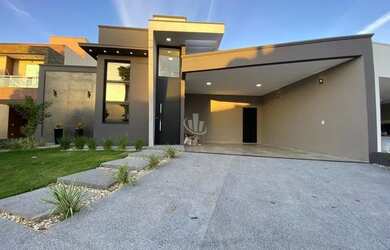 Imagem: A casa em condomínio possui 3 Dormitórios, 4 Banheiros, 4