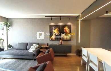 Imagem: O apartamento possui 3 Dormitórios, 2 Banheiros, 2 Vagas na