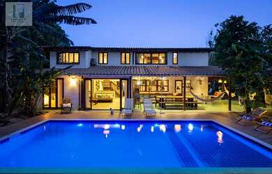 Imagem 2: CASA AROEIRA. Piscina, Churrasqueira, Ar-condicionadoe300m² de Área