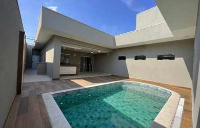 Imagem: A casa em condomínio possui 3 Dormitórios, 5 Banheiros, 2