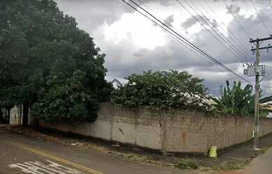Imagem: O terreno possui 630m² de Área e está localizado em Vila