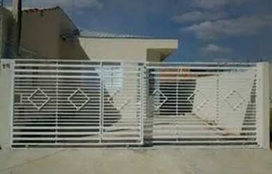 Imagem: A kitnet possui 1 Dormitório, 1 Banheiro, 1 Vaga na garagem