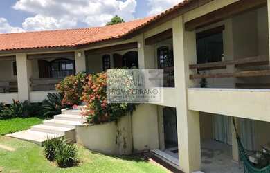 Imagem: A casa em condomínio possui 5 Dormitórios, 5 Banheiros, 5