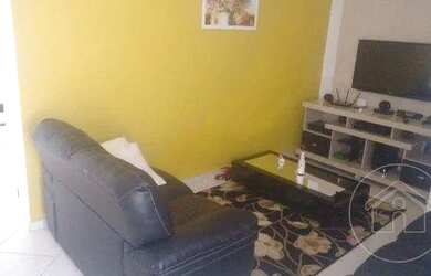 Imagem: A casa possui 2 Dormitórios, 1 Banheiro, 1 Vaga na garagem