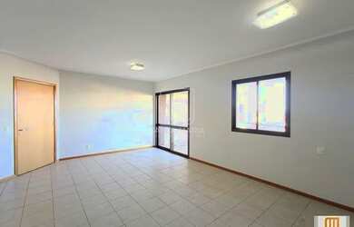 Imagem: O apartamento possui 3 Dormitórios, 3 Banheiros, 2 Vagas na