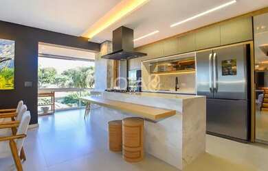 Imagem 3: CURITIBA - Apartamento Padrão - Água Verde