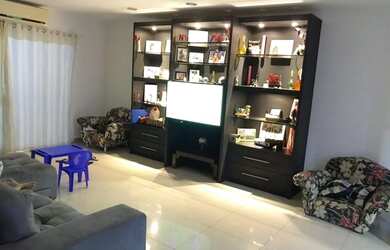 Imagem 9: Casa 03 qtos sendo 01 suíte closet 02 vgs de garagem em N.I RJ. Ac carta