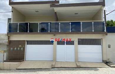 Imagem: O apartamento possui 5 Dormitórios, 4 Banheiros, 3 Vagas na