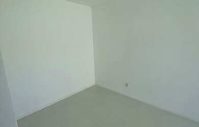 Imagem 5: Apartamentos na avenida Paralela - em frente a Estção do Metrô