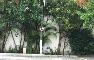 Imagem 2: CASA DE VILA. Varanda, Área de serviço, 190m² de Áreae2 Vagas na garagem