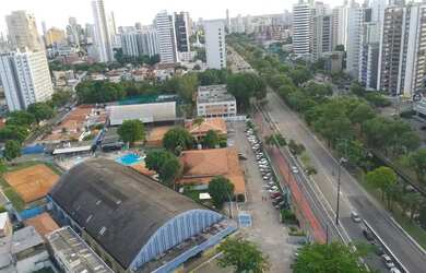Imagem: O depósito possui 1 Vaga na garagem, 31m² de Área e está