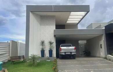 Imagem: A casa em condomínio possui 3 Dormitórios, 4 Banheiros, 4