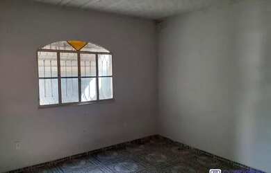 Imagem: A casa possui 2 Dormitórios, 1 Banheiro, 45m² de Área e