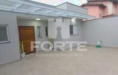 Imagem: A casa possui 4 Dormitórios, 3 Banheiros, 3 Vagas na garagem