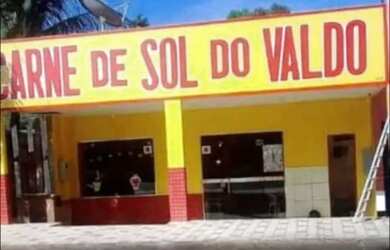 Imagem: A casa possui 5 Dormitórios, 3 Banheiros e está localizado