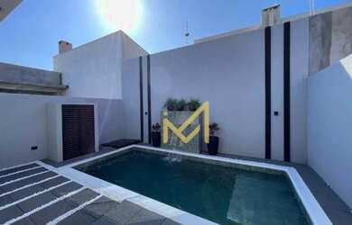 Imagem: A casa possui 2 Dormitórios, 1 Banheiro, 2 Vagas na garagem