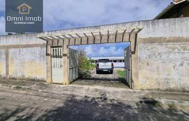 Imagem: A casa em condomínio possui 4 Dormitórios, 3 Banheiros, 4