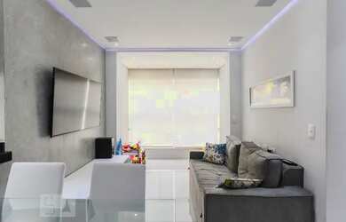 Imagem: O apartamento possui 1 Dormitório, 1 Banheiro, 1 Vaga na garagem