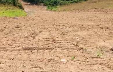 Imagem: O terreno possui 600m² de Área e está localizado em Transurb