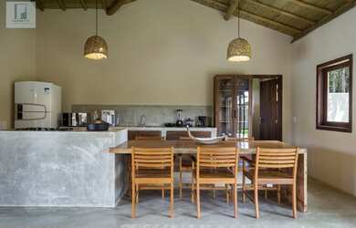 Imagem 12: CASA HARMONIA. Piscina, Ar-condicionado, 300m² de Áreae5 Banheiros