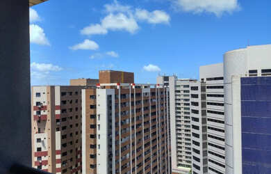 Imagem: O apartamento possui 1 Dormitório, 1 Banheiro, 1 Vaga na garagem