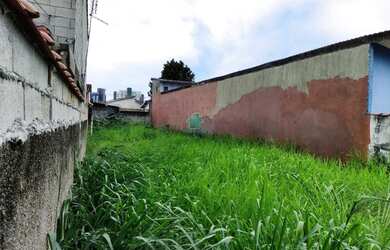 Imagem 3: Terreno no centro de Caraguatatuba ao lado da Prefeitura