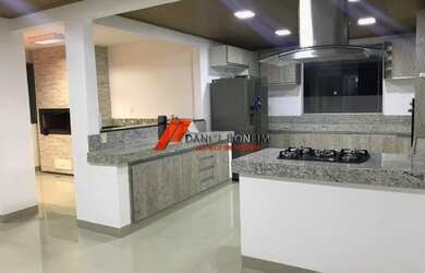 Imagem: O apartamento possui 5 Dormitórios, 5 Banheiros, 5 Vagas na