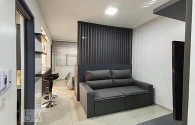 Imagem: O studio possui 1 Dormitório, 1 Banheiro, 40m² de Área e