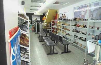 Imagem: O depósito possui 80m² de Área e está localizado em Santa