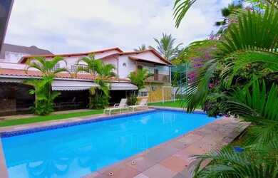 Imagem: A casa em condomínio possui 5 Dormitórios, 5 Banheiros, 5