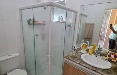 Imagem: A casa em condomínio possui 4 Dormitórios, 4 Banheiros, 2