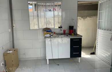 Imagem: A casa para alugar possui 1 Dormitório, 1 Banheiro e 50m²