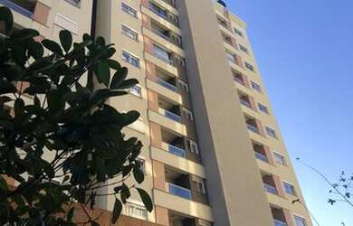 Imagem: O apartamento possui 1 Dormitório, 1 Banheiro, 1 Vaga na garagem